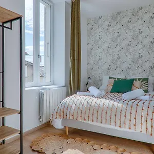 https://la-bouverie.hotels-rhonealpes.com