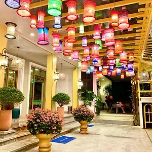 De Vivre - Aman Boutique הוי אן