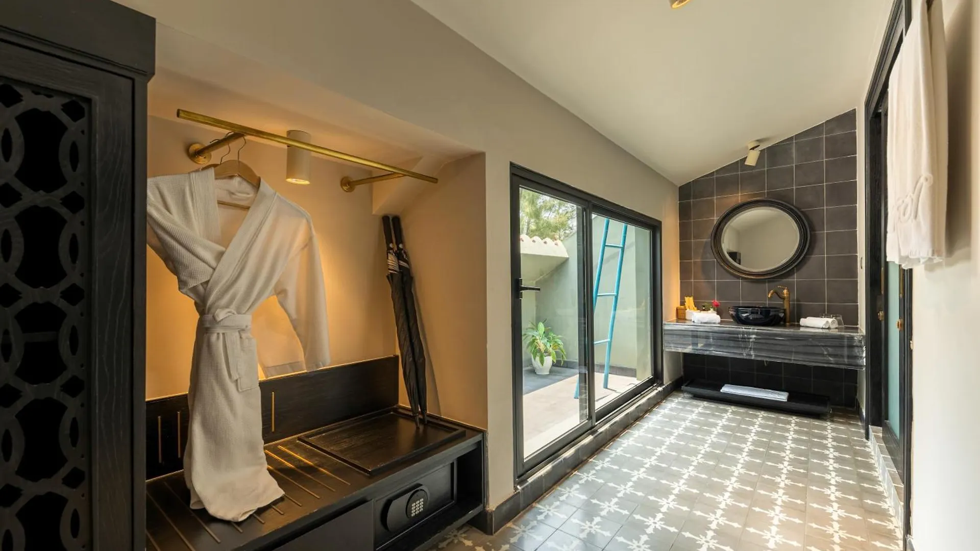 Sol An Bang Beach Resort & Spa Hoi An 4*,  Vietnam